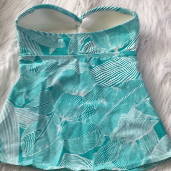 Adorable strapless Tankini Top - Picture 2 of 3